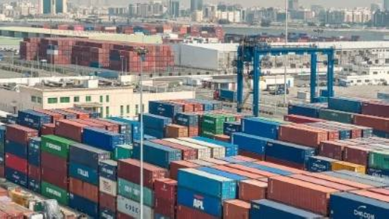 الصادرات السعودية غير البترولية تقفز إلى 12.7 مليار ريال بأسواق دول الخليج